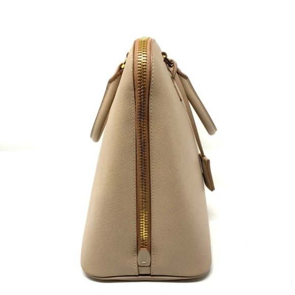 100% Auth Prada Saffiano Handbag - Picture 4 of 10